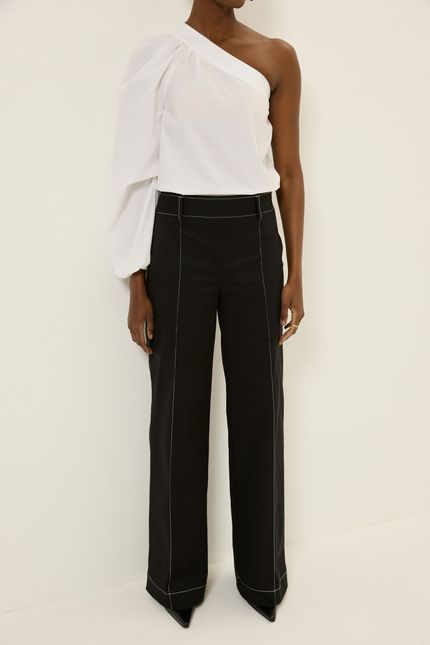 Calça alfaiataria bolso costas preto