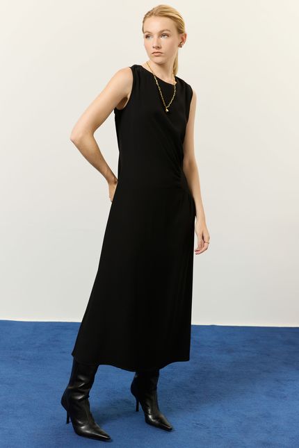 Vestido crepe midi sm preto