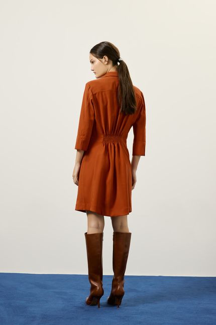 Vestido cupro acetinado curto laranja forro