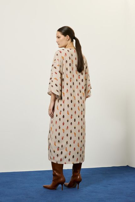 Vestido kaftan movimento movimento cinza flauta