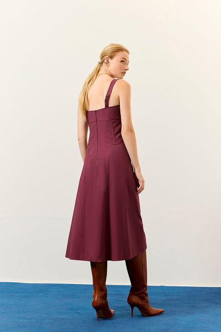 Vestido midi nervuras vinho tango