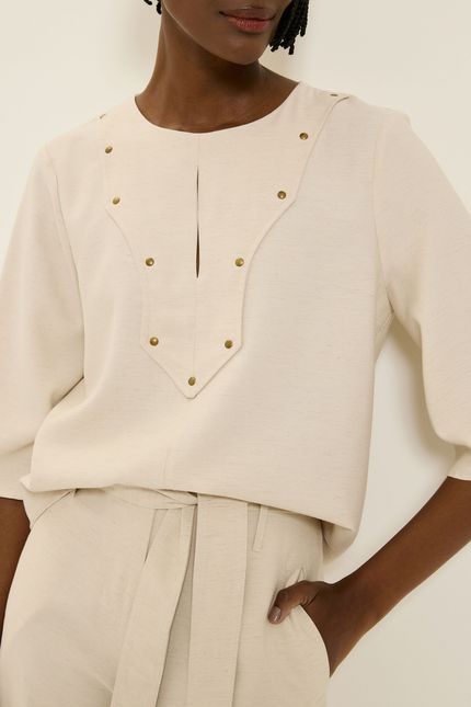 Blusa pala aplicada bege natural