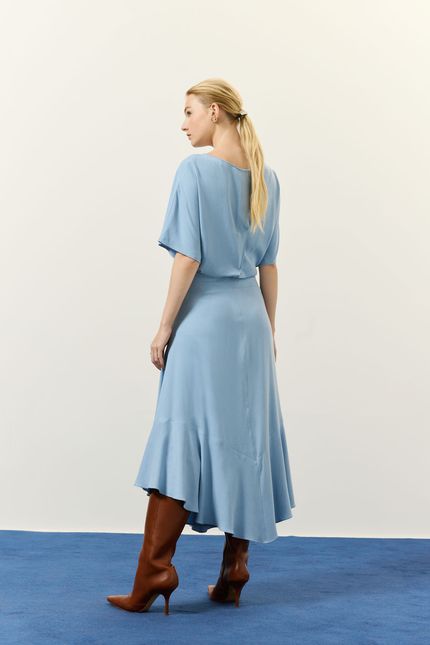 Blusa detalhe prega costas azul metal