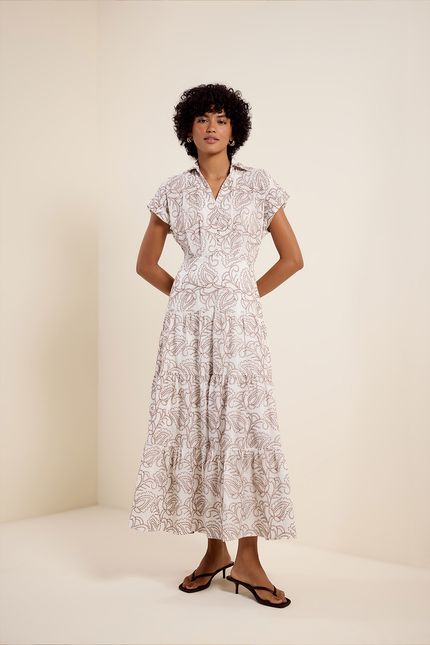 Vestido midi bordado flor terra off white com marrom terra