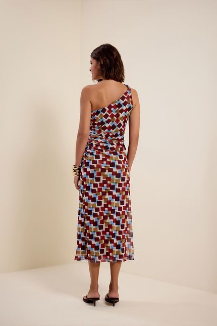 Vestido ombro tule quadros marrom urucum