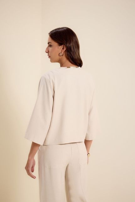 Blusa decote det metal bege concha