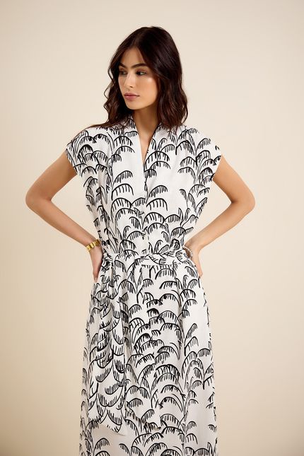 Vestido chemise cinto palmeira flora off white com preto