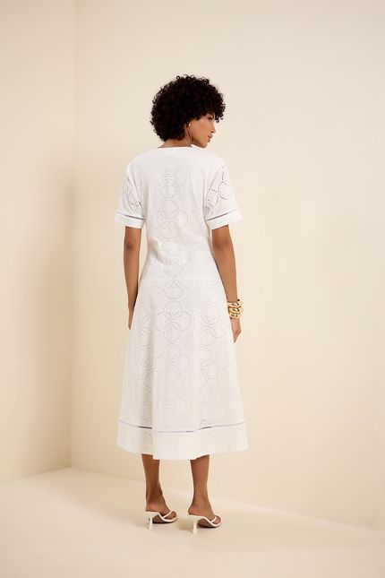 Vestido midi laise entremeio branco